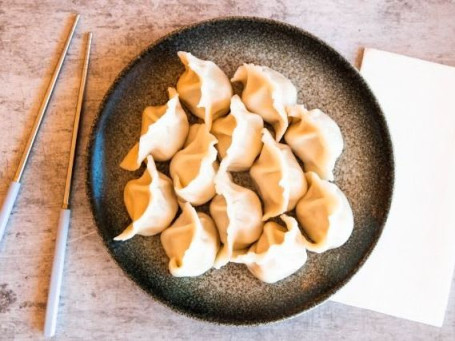 Bolinhos De Porco Cozido