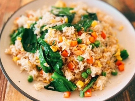 Arroz Frito Vegetariano Com Ovo