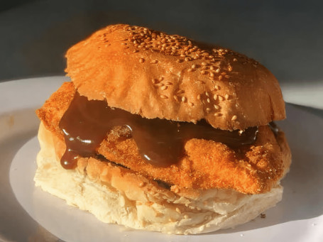 Escalope De Pollo Con Salsa