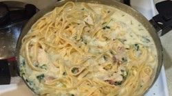 Fettuccine Alfredo