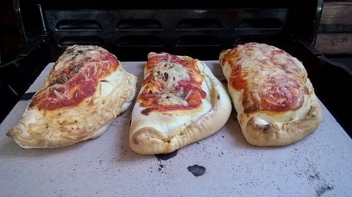 Pizza Salsiccia Ai Peperoni