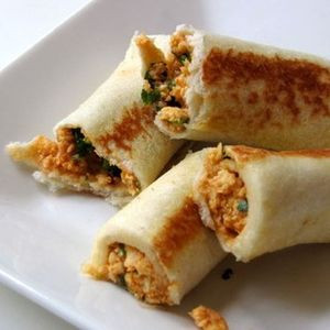 Roll De Pollo Doble Con Huevo Sencillo