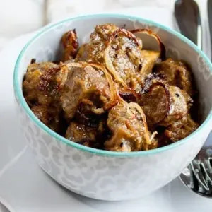 Nessun Manzo Condito Con Cipolla