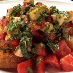 Caprese De Tomate Heirloom