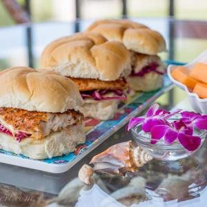 Panino Di Cernia Nera