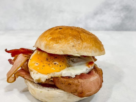 Rotolo Di Uova E Pancetta