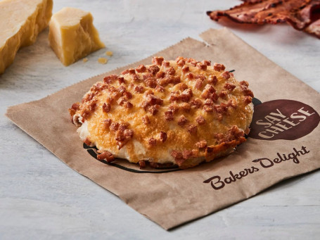 Rotolo Salato Con Formaggio E Bacon