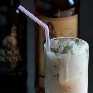 Old Fashioned Root Beer Float