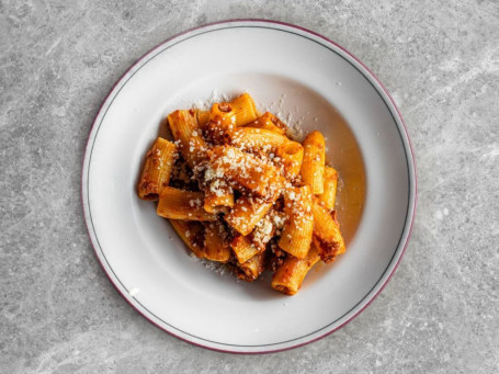 Rigatoni Bolognese