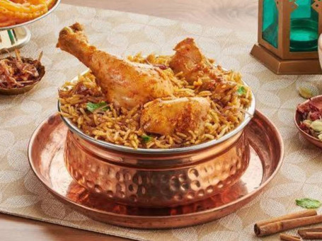 Pollo Biryani Di Hyderabadi