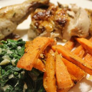 Sötpotatisfrites Med Parmesan Och Rosmarin