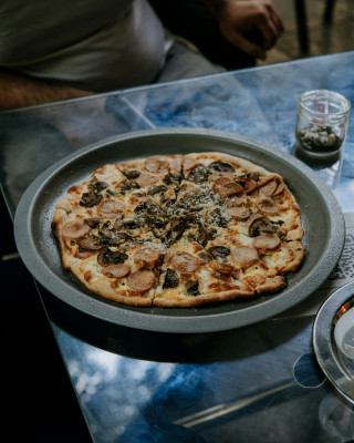 Black Forest Brownie Pizza Full (10124Kj)