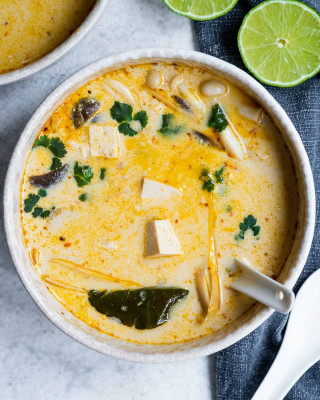 Tom Kha (Soupe À La Noix De Coco)