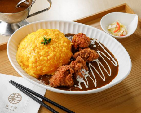dàn bāo rì shì zhà jī kā lī fàn tào cān Omelette Fried Chicken Nuggets Curry With Rice And Salad (Set)