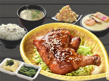 rì shì shāo kǎo jī tuǐ dìng shí