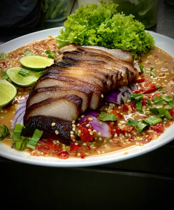 Carne De Porco Agridoce