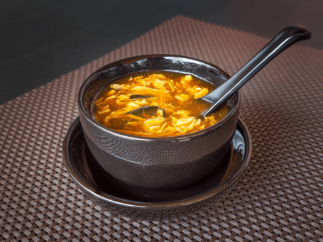 Zuppa Acida Calda Di Pollo