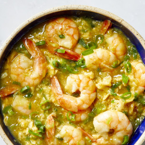 Crevettes À La Sauce Au Homard