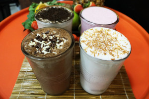 Milkshake Caricato (Banana Split O Lampone Oreo)