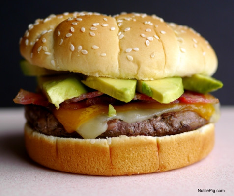 Cheeseburger Com Bacon E Abacate