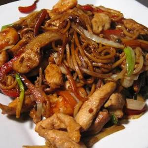Casa Chow Mein