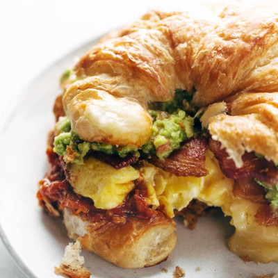 Frukost Croissant Sandwich