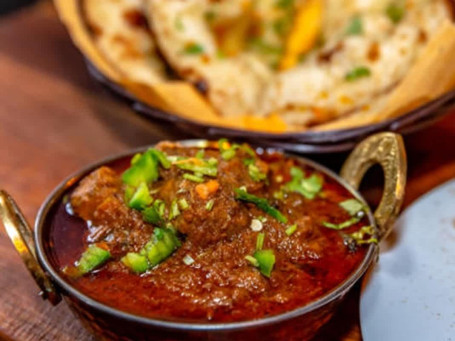 Rogan Josh Di Manzo