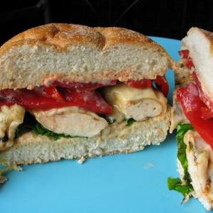 Sándwich De Pechuga De Pollo Cajún