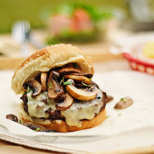 Svamp Schweizisk Smör Burgare Enkel