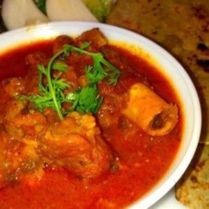 Gemüse Koriandersuppe